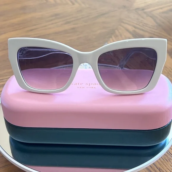 Kate Spade White Cat-Eye Sunglasses - Picture 1 of 8